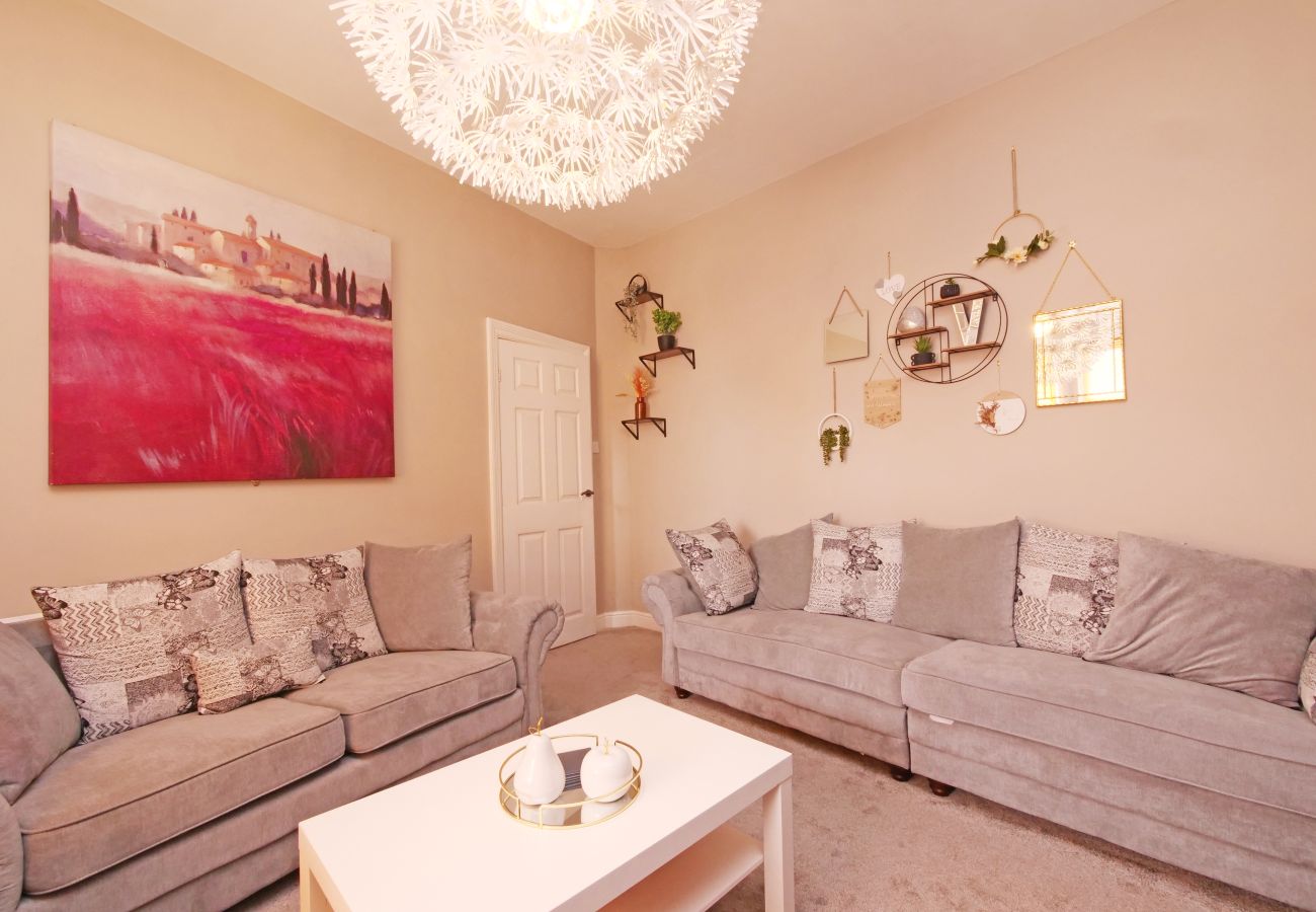House in Scarborough - Ashville Grange Sleeps 10 Large Beautiful House
